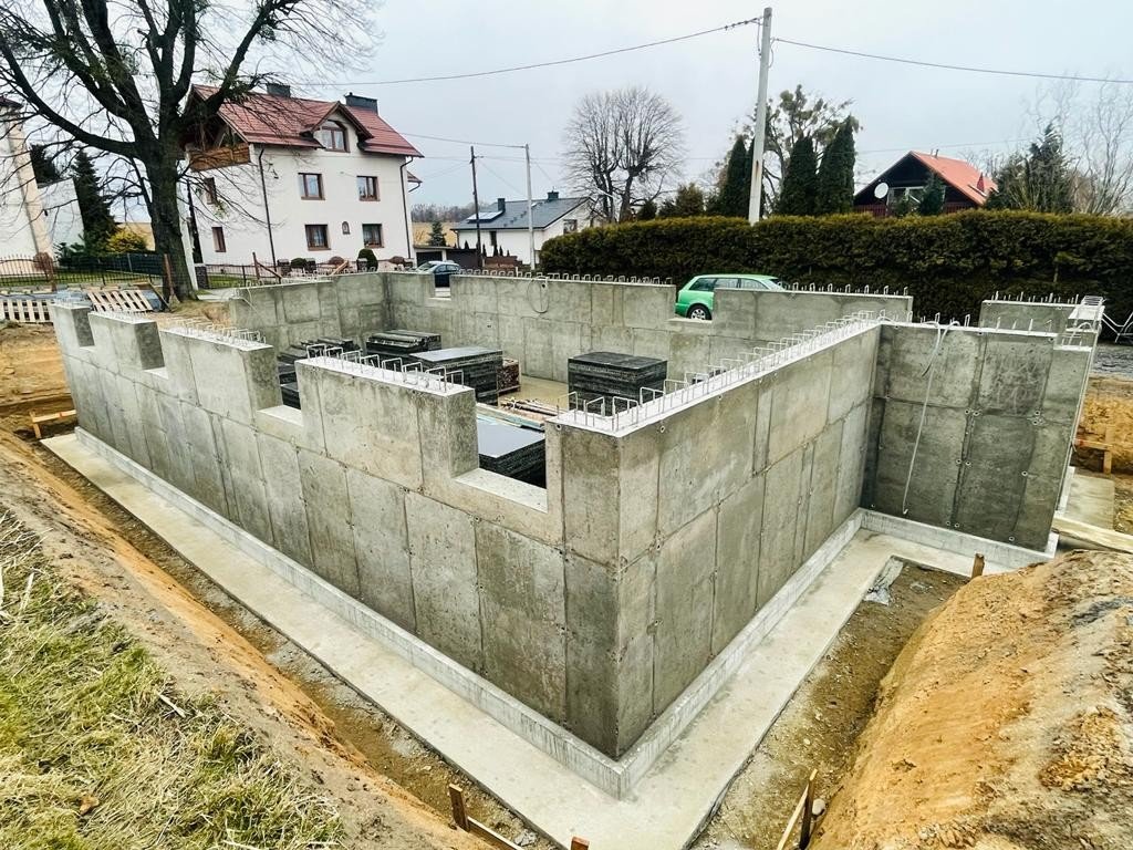 224m2 szalunek ścienny lekki